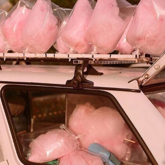 Meet your Posher, Lauren - Picture 1 of 1